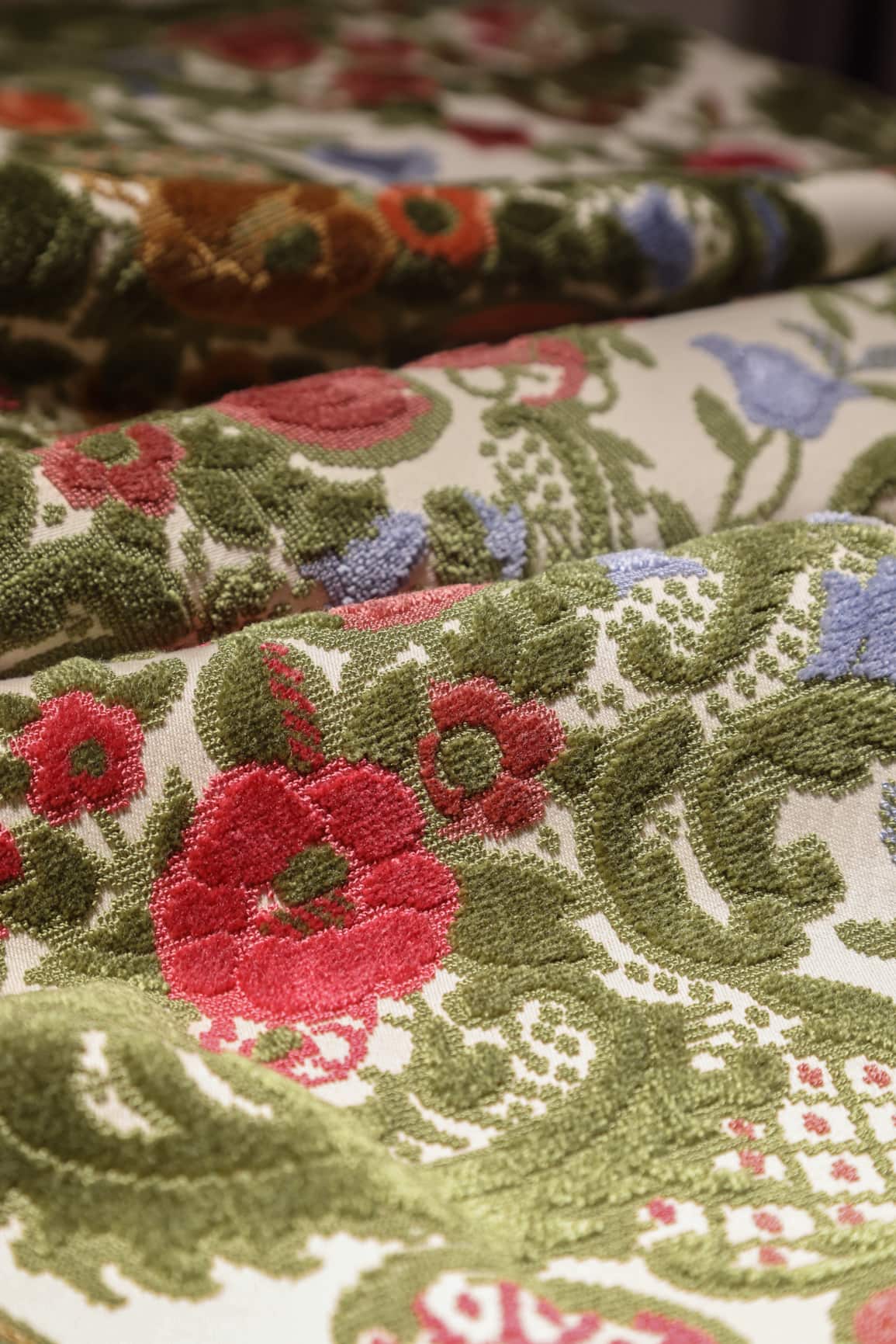 Přizpůsobení JBL Jacquard Velvet Barevné květinové Zdarma Vzorek střižené látky Luxusní bytový textil na pohovku